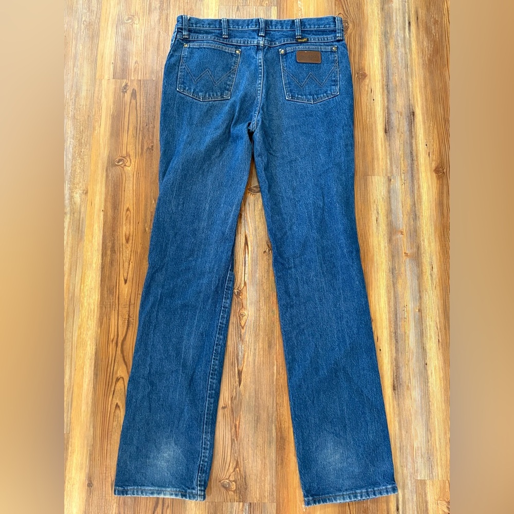 Elegant Indigo Boot Cut Jeans